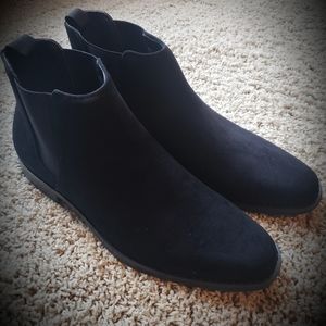Mens Chelsea boots size 10